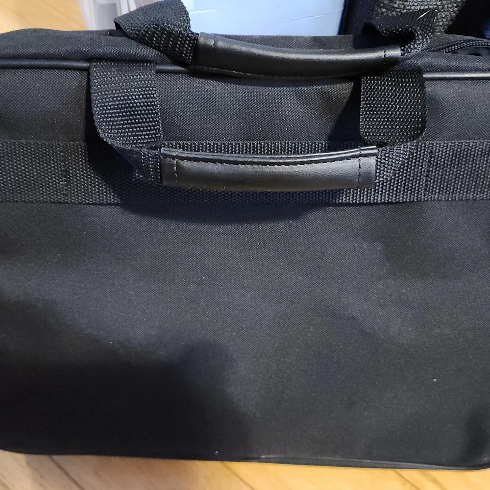 BRAND NEW HP Black Laptop Bag 15.6